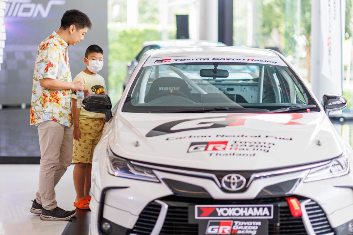 Toyota ALIVE Racing in Motion